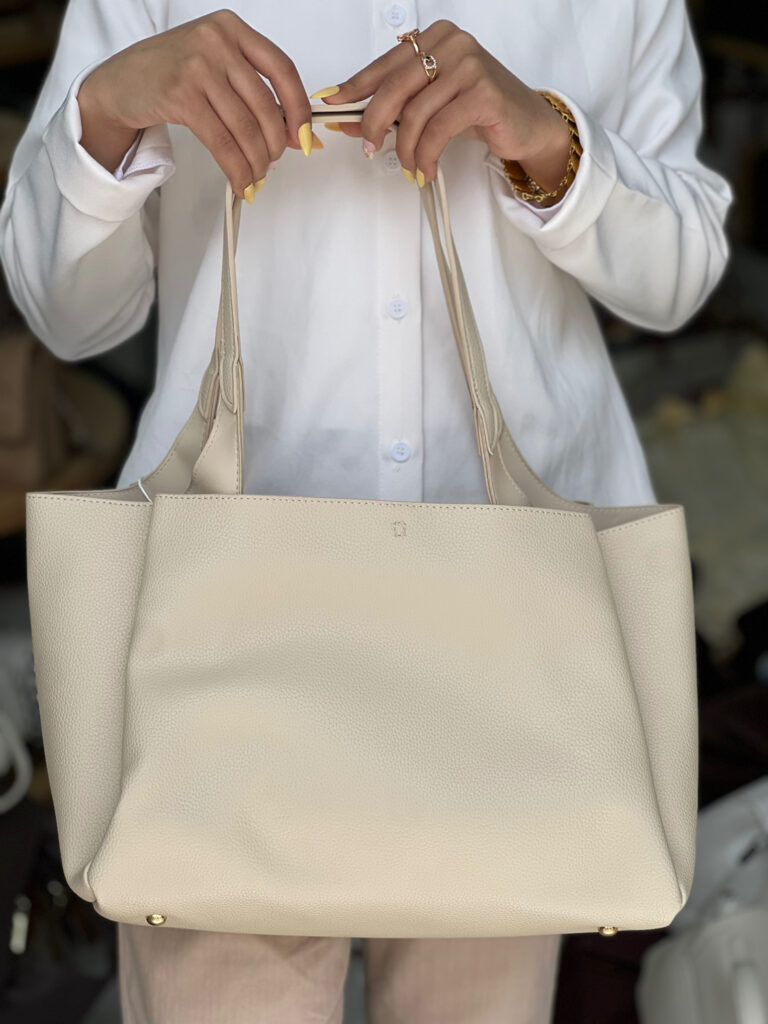 شنطة عملي حجم كبير
