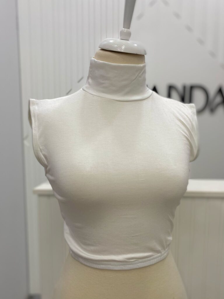 قبة قطن أوفوايت | SLEEVELESS VEST