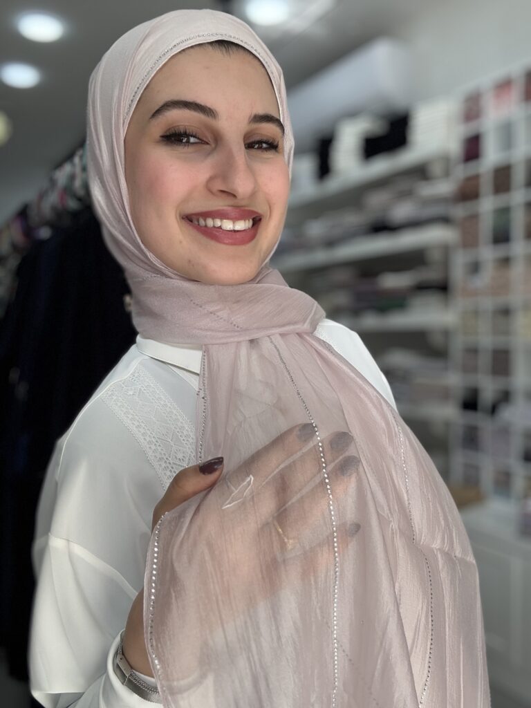 أورچنزا مع زركون | Zircon Organza