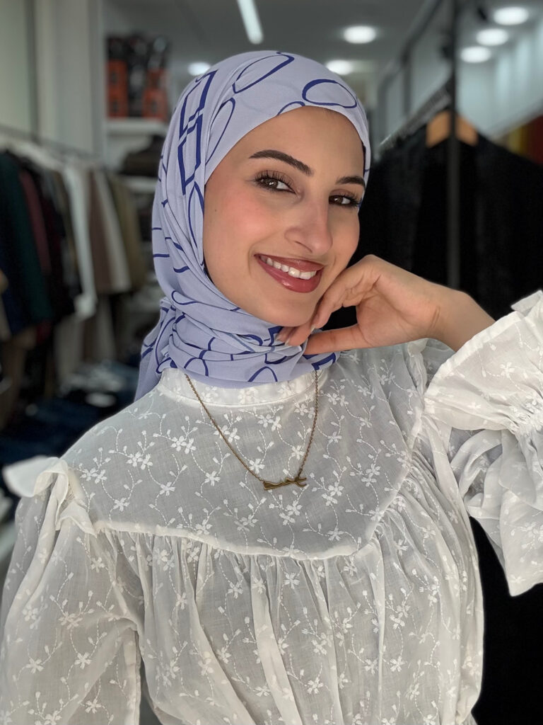 شيفون تركي مربع معرّق | Printed Square Hijab