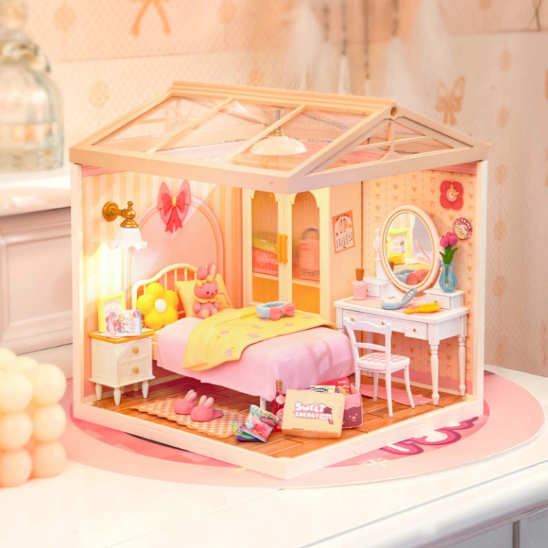 Rolife Lovely Pink Bedroom – Super Creator Miniature House DW016 مجسم غرفة نوم وردية أنيقة