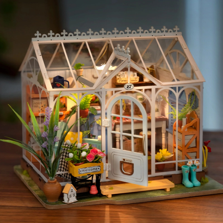 Rolife Dreamy Garden House DIY Miniature House DG163 مجسم بيت الحديقة الزجاجي ثلاثي الأبعاد – DIY للكبار