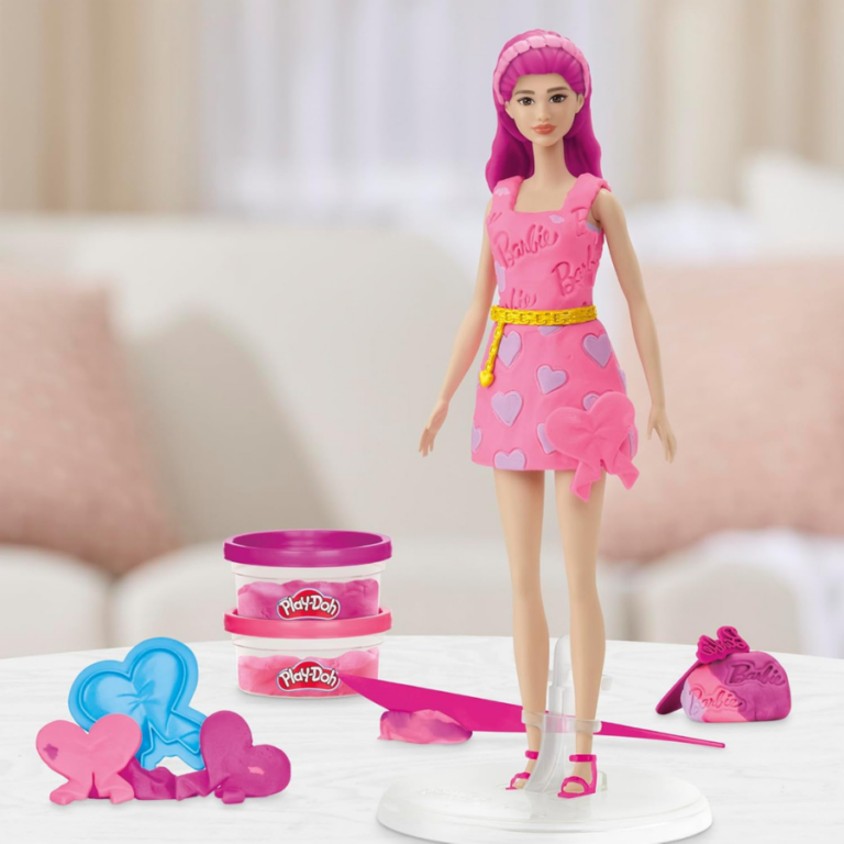Play-Doh Barbie Hearts & Hair Doll Playset بلاي دو باربي تصميم الأزياء والشعر