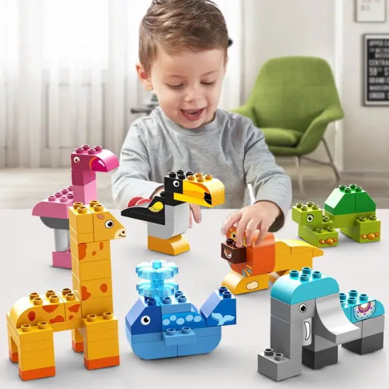 Animal Park Building Blocks Set – 102PCS Big Bricks (F1150) حديقة الحيوانات التعليمية – مكعبات تركيب للأطفال (102 قطعة)