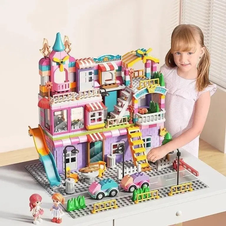Large Doll House Building Set – 400PCS Dream Villa with Cars & Accessories فيلا الأحلام القابلة للتركيب للأطفال – بيت دمى كبير مع سيارات (400 قطعة)