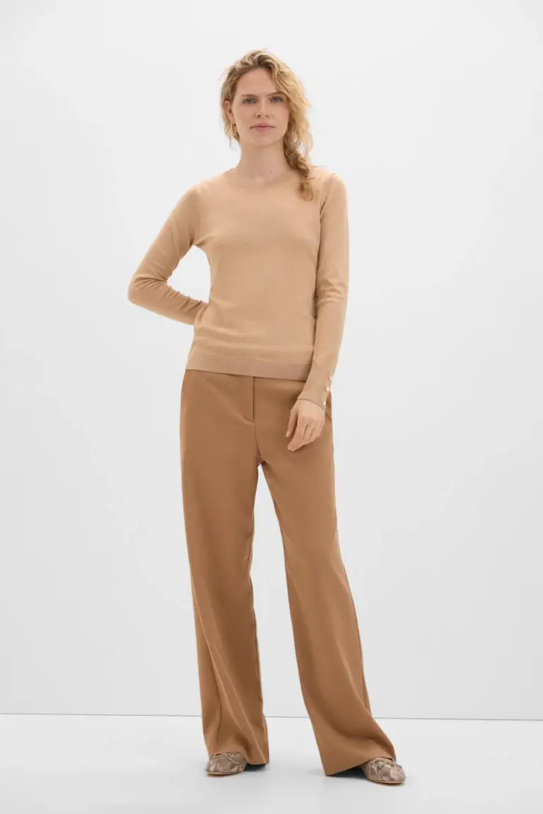 Round Neck Sweater