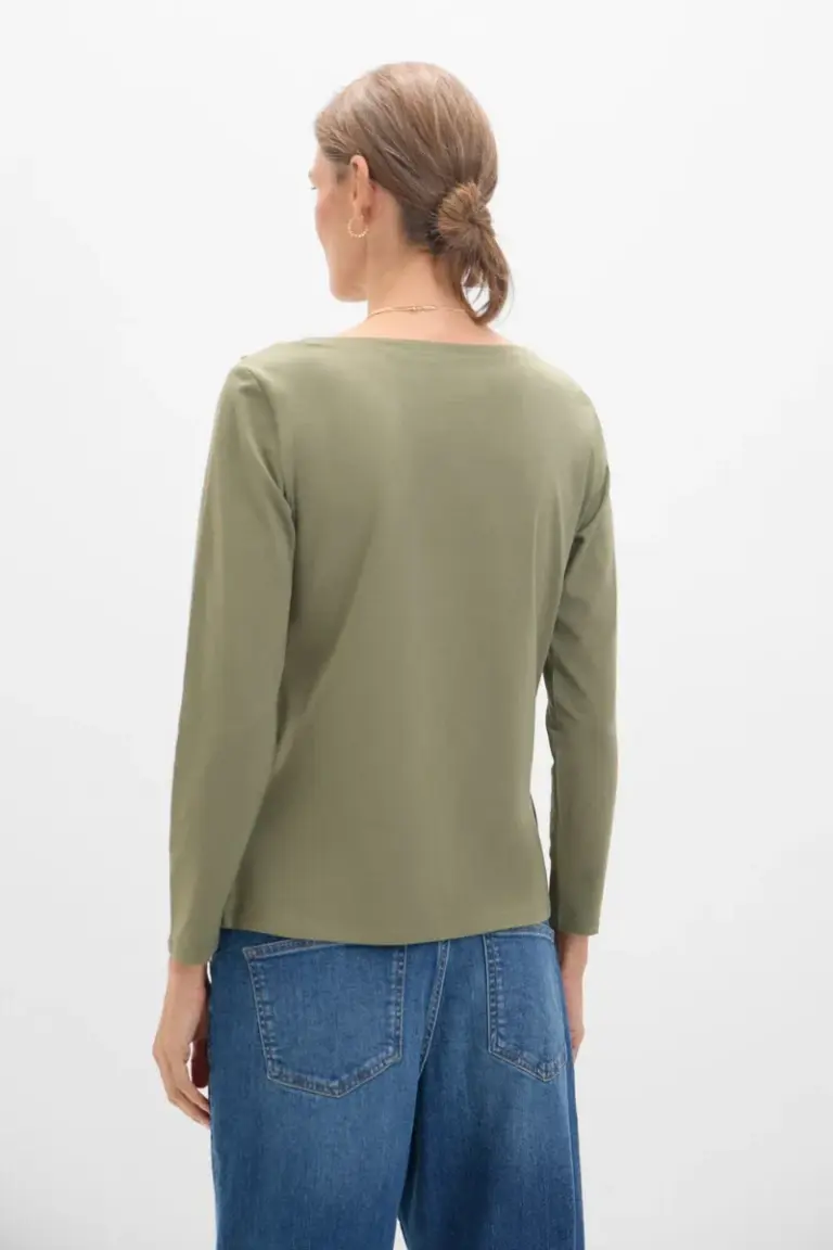 Boat Neck T-Shirt with Gold Buttons