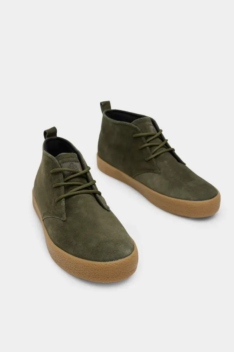 Casual suede leather boot