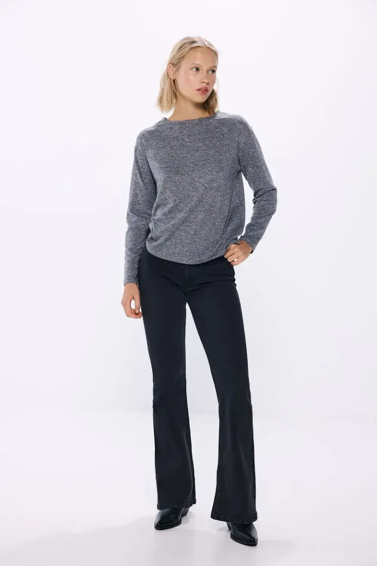 Front studded t-shirt