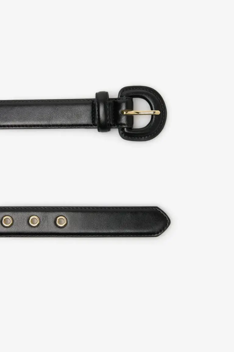 Covered buckle belt