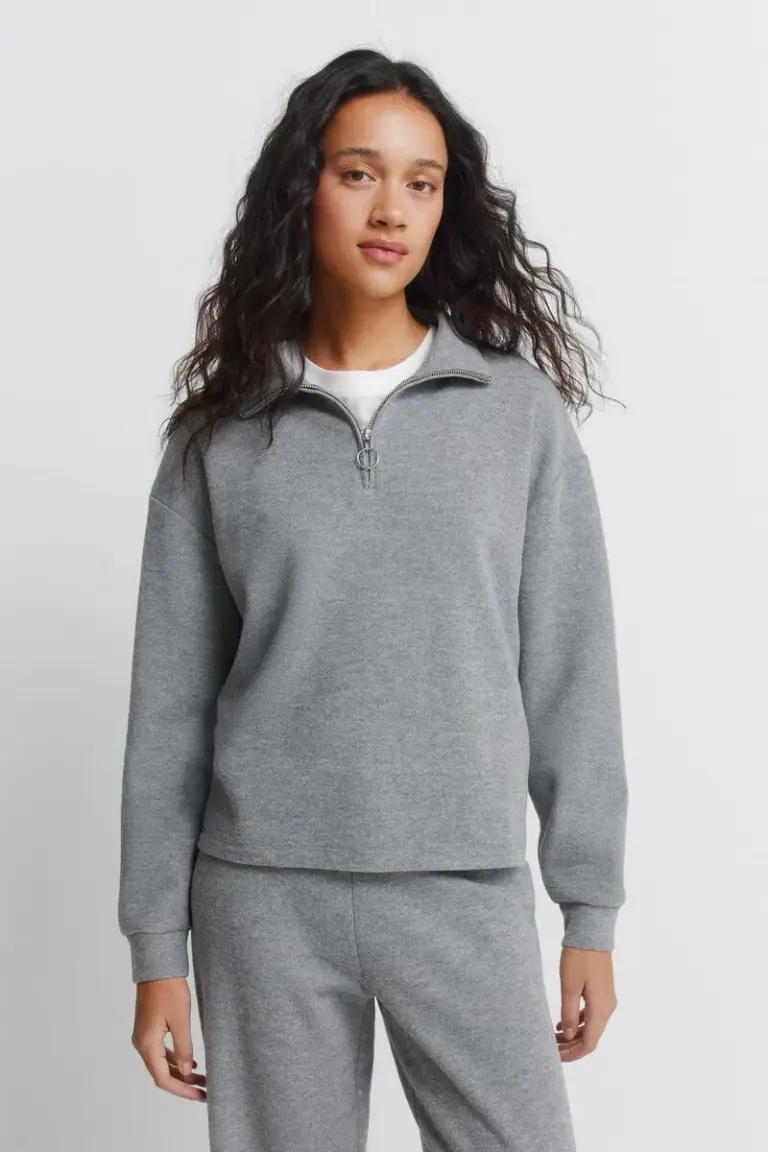 Zip-up neck sweatshirt