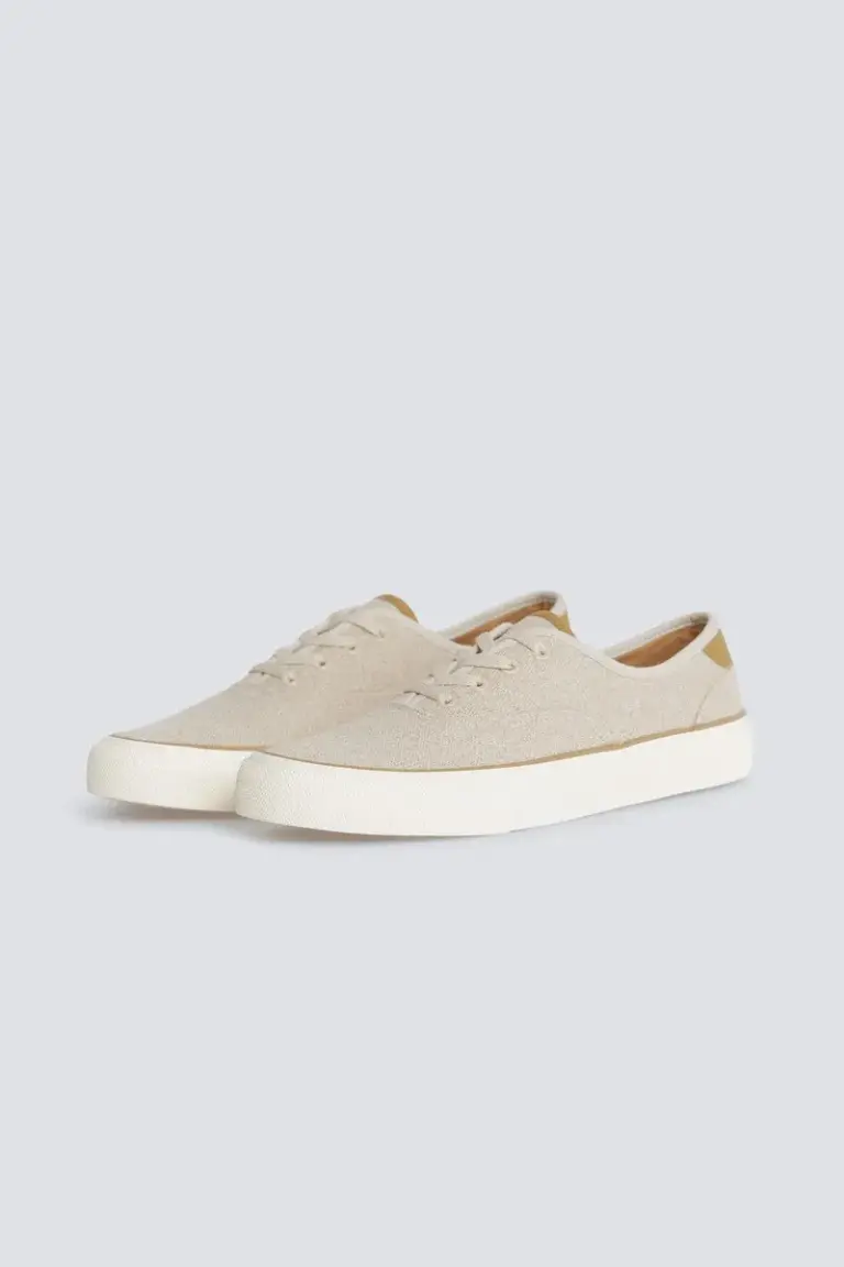 Rustic canvas shoe